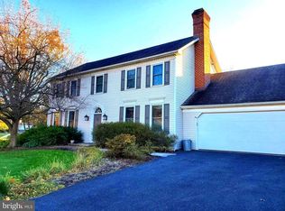 809 Pamelas Ln, Mechanicsburg, PA 17050