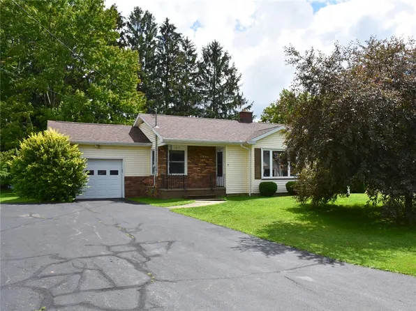 131 Jefferson St, Linesville, PA 16424