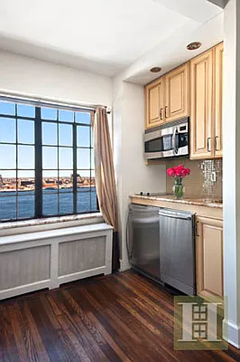 Sold by Halstead Real Estate | media 12