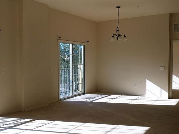 4th image of 15343 Oak Apple Ct #A