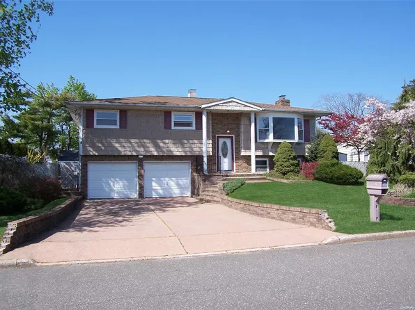 11 Van Buren Avenue, Centereach, NY 11720