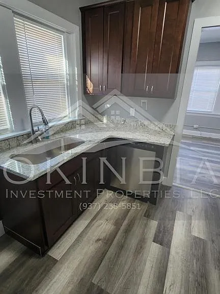 750 Superior Ave — Photo 4