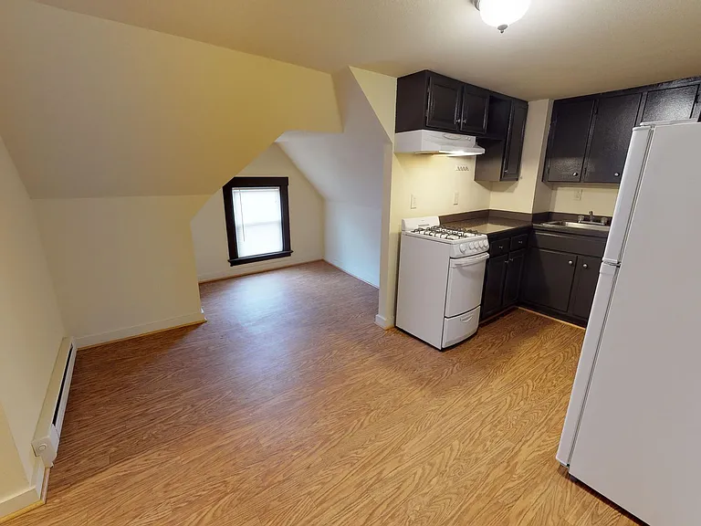 793 Park Ave — Photo 3