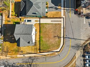 12 Perry Ave, Greenville, SC 29601