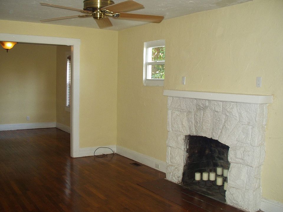 2nd image of 1031 N A St