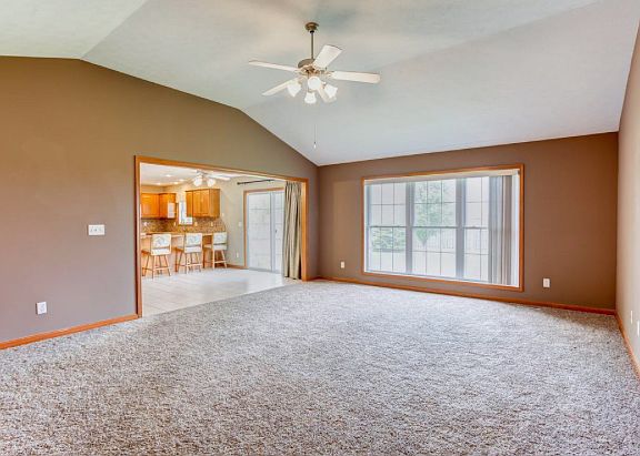 Great room 17’x22’