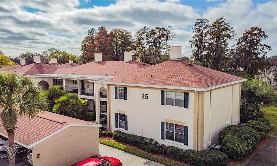 1st image of 10378 Carrollwood Ln APT 257