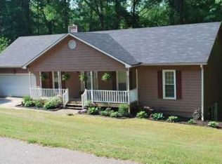 1608 River Glen Rd, Auburn, GA 30011