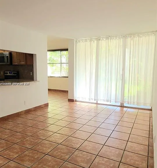 9410 Live Oak Pl #109 — Photo 11
