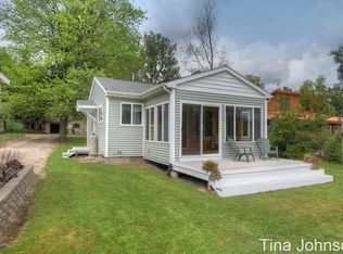 180 Pleasant Dr, Six Lakes, MI 48886