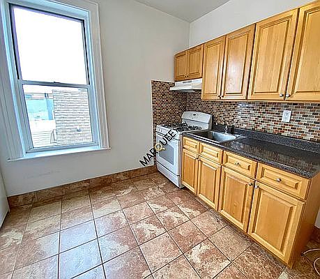 1st image of 2568 37th St APT 11