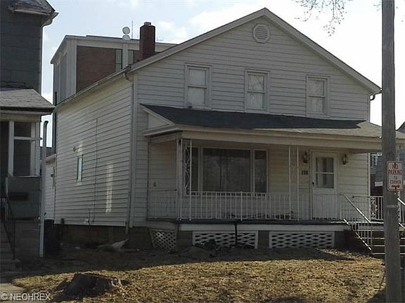 5th image of 700 W Erie Ave