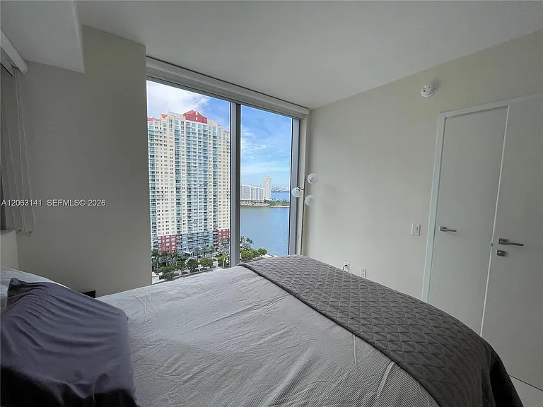 1300 Brickell Bay Dr #2010 — Photo 21