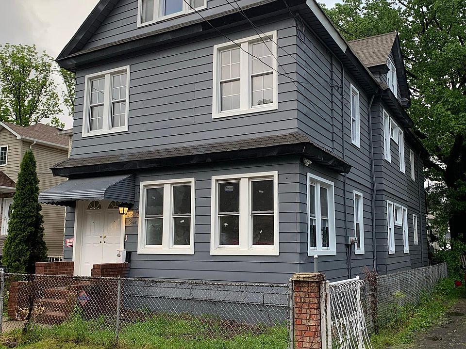 1st image of 41 Elm St #1