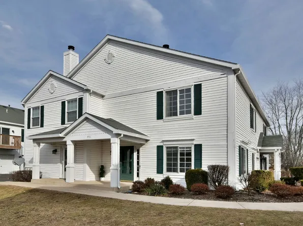 771 Hobart Dr Unit B, South Elgin, IL 60177