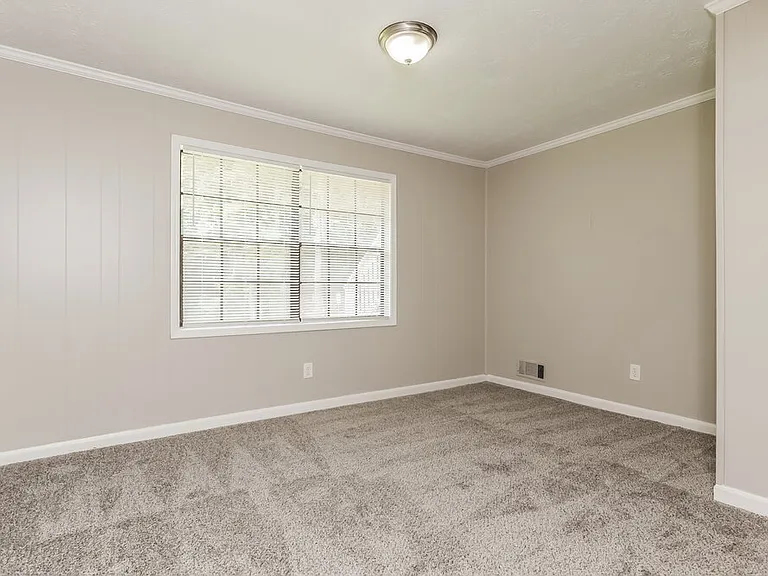 3212 Goldenchain Dr — Photo 15
