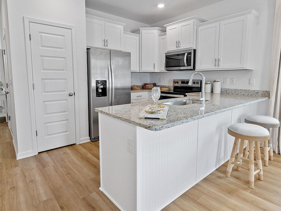 2nd image of 4302 Lost Bay Dr #1