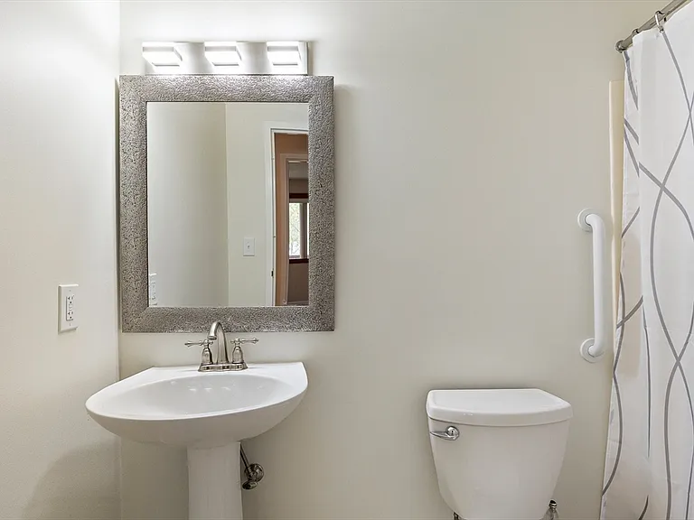 45 Loomis St #317 — Photo 15