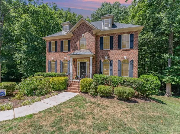 2616 Antler Trl, Kernersville, NC 27284