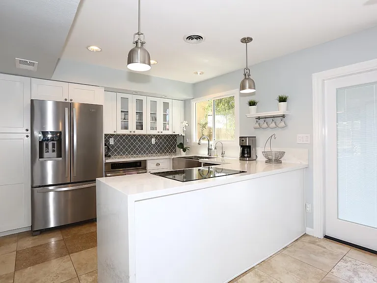 5904 N Granite Reef Rd — Photo 1