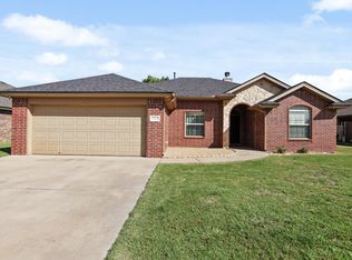 1501 N 15th St, Wolfforth, TX 79382