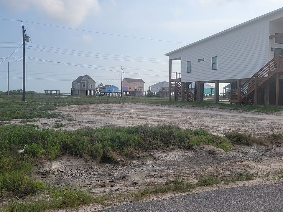 2nd image of 508 Palmetto Point Rd