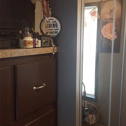 5th image of 209 Wildflower Ln #1