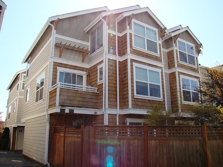 2nd image of 2633 NW 57th St #A