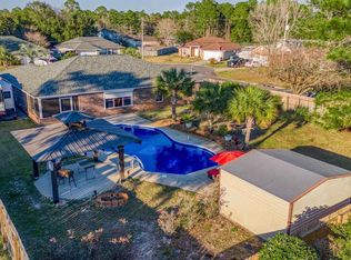 8569 Vehlin Ct, Navarre, FL 32566