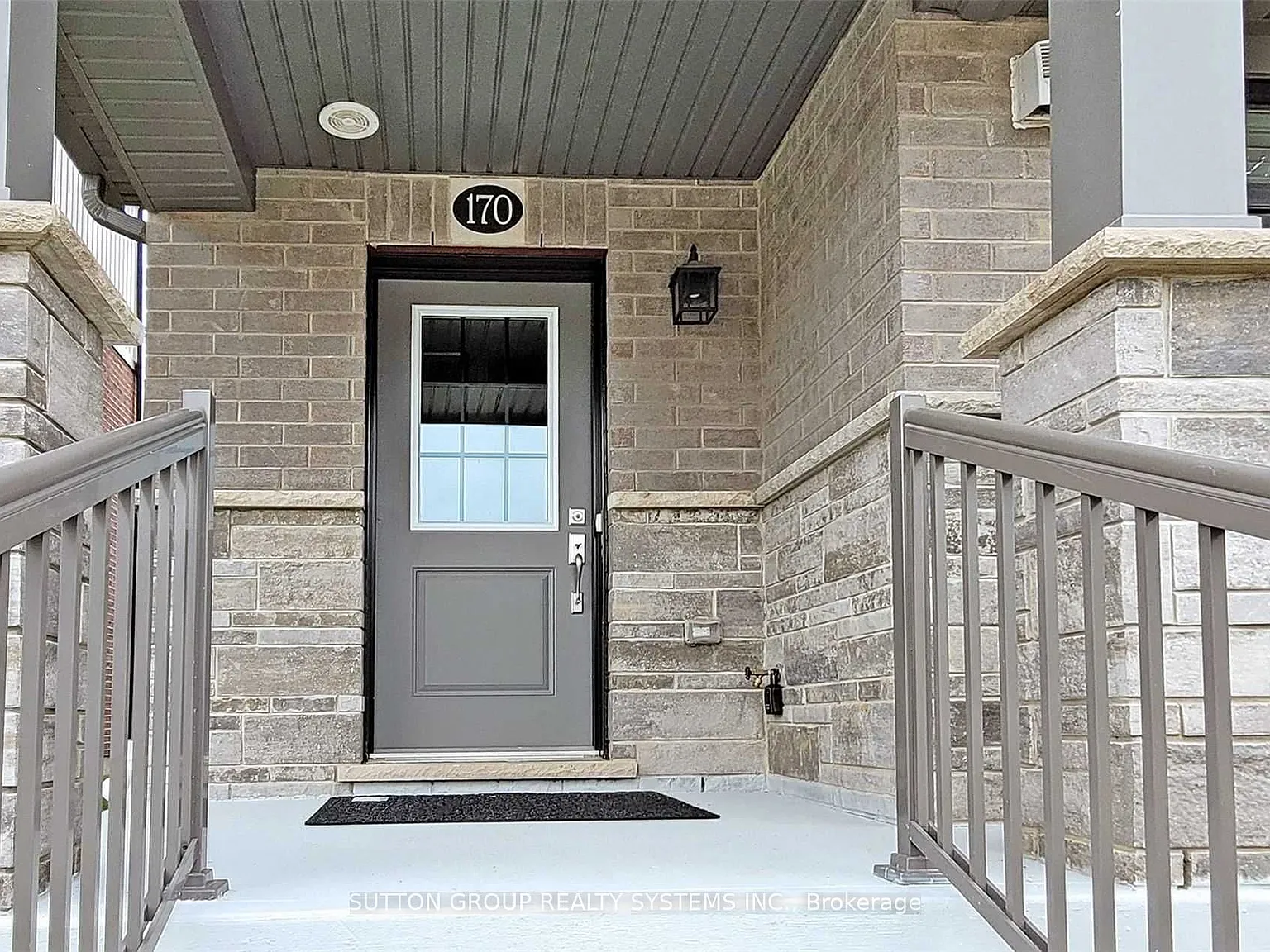 4 bed, $2,975 — Photo 4