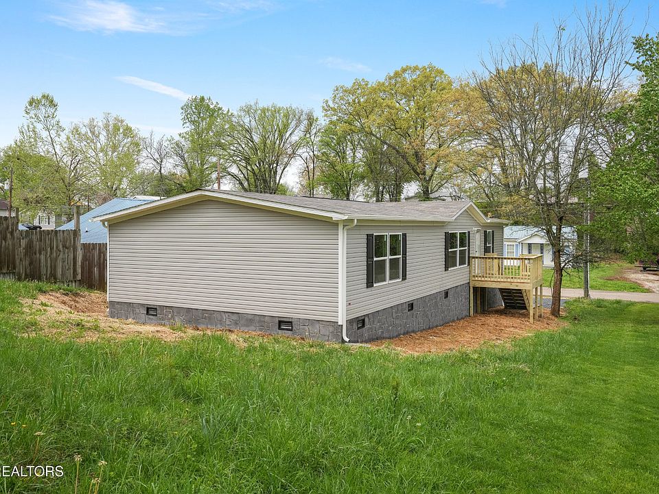 1st image of 905 Drive D