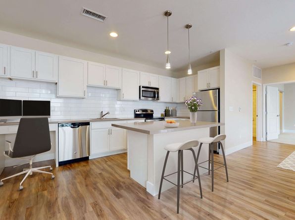 3500 Rockmont Dr #7-203