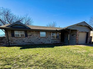 1412 Hayes St, Norman, OK 73069