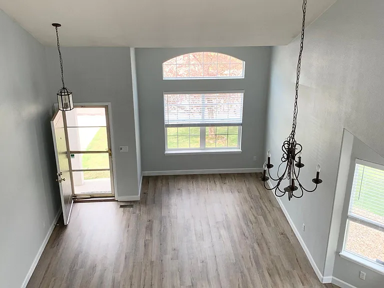 9277 Melborne Ct — Photo 3