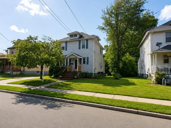 218 Madison Ave, Laurel Springs, NJ 08021
