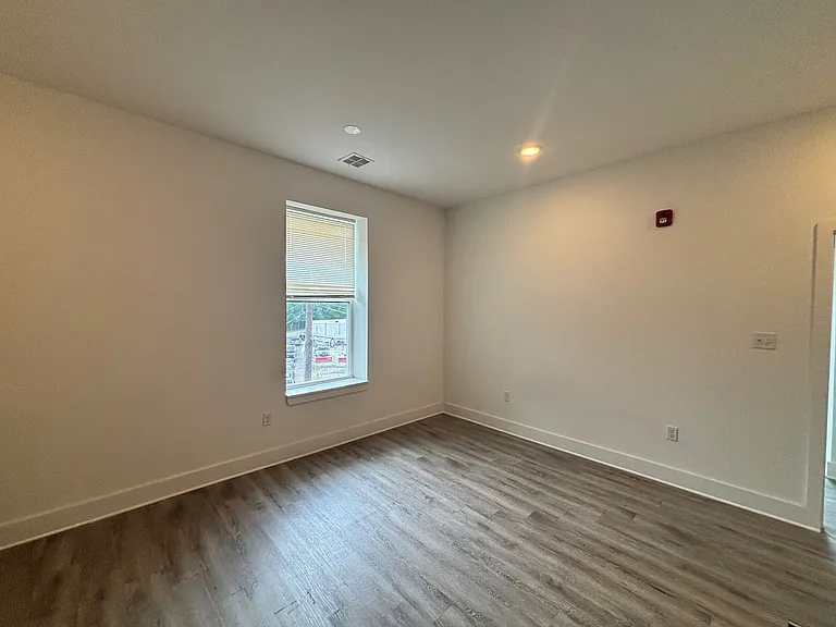 328 Mill St #2 — Photo 10