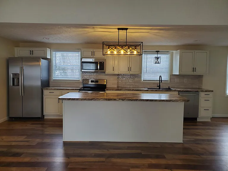 Wimbleton Dr — Photo 3