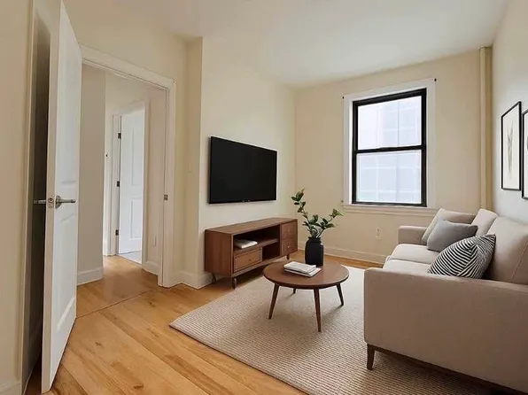 312 South Third Street image 1 of 5