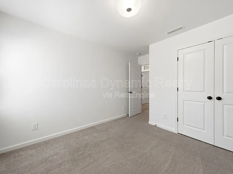 11936 Basking Dr — Photo 24