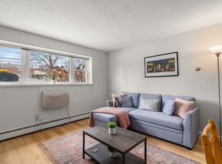 31 Warren St APT B-1, Waltham, MA 02453