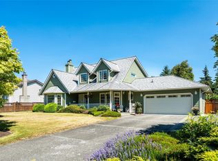 3141 Antrobus Cres, Colwood, BC V9B 5M8