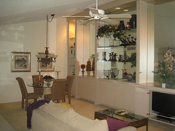 3rd image of 1230 NW Sun Terrace Cir APT B