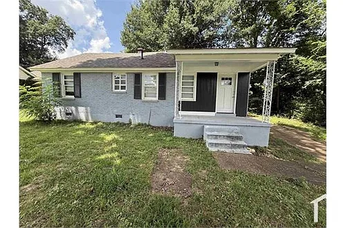 3285 Ashland St Photo 1
