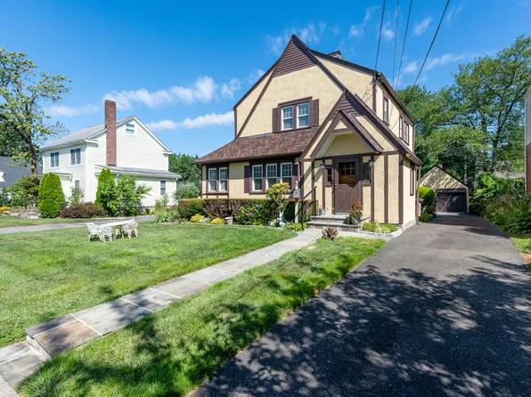 108 4th Street, Stamford, CT 06905