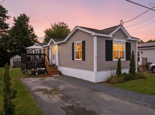 276 Circle Dr, Lake Echo, NS B3E 1C2