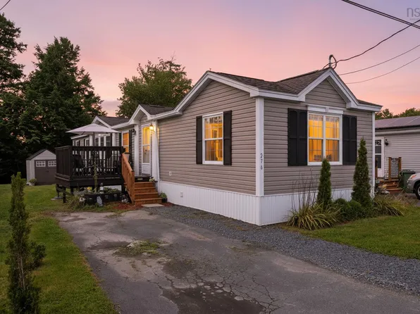 276 Circle Dr, Lake Echo, NS B3E 1C2