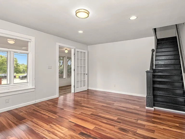 17130 Beck Rd — Photo 12