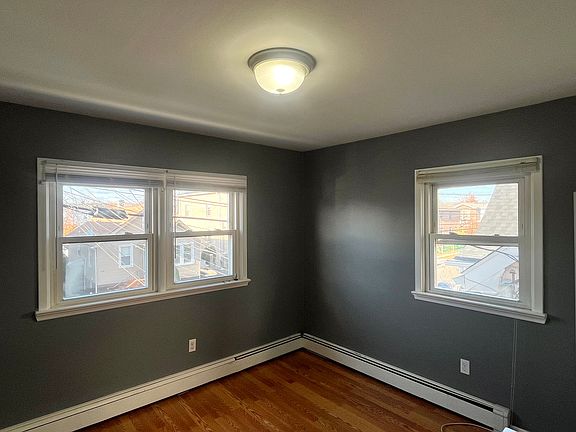 Bathroom and kitchen old pictures