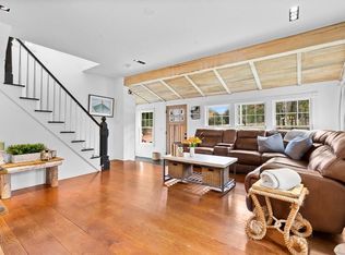 76 Canterbury St, Hingham, MA 02043