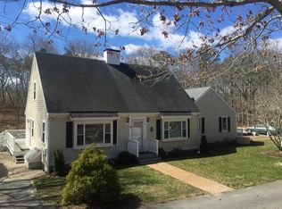 35 Capes Trl, West Barnstable, MA 02668